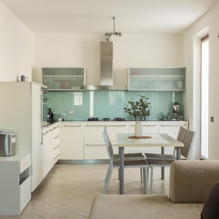 Attic view pool and garage - Appartamento con 2 Camere da Letto - 7