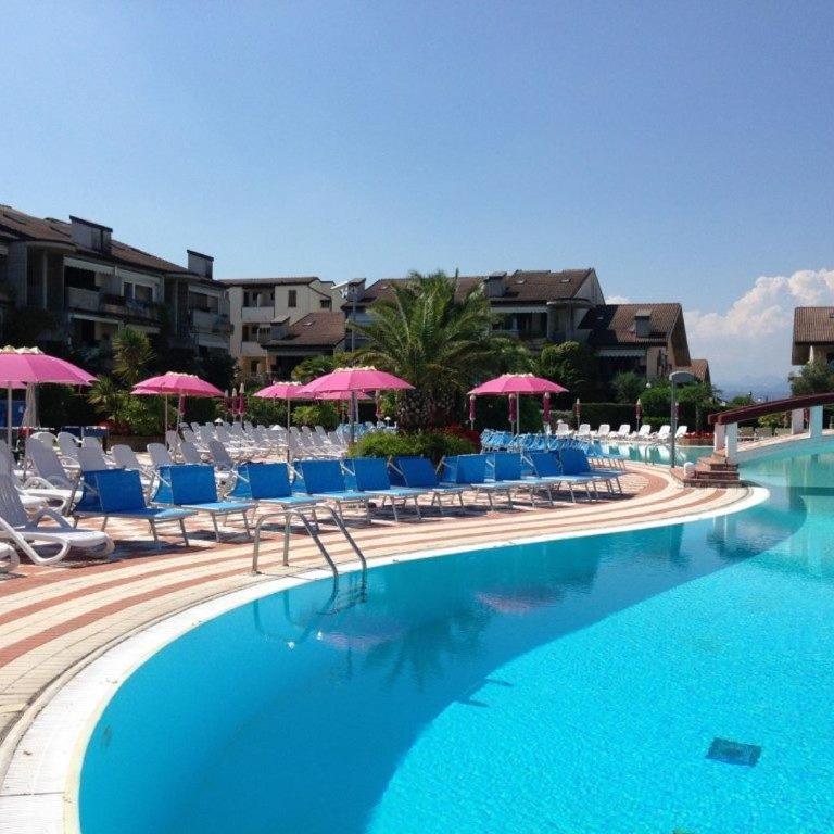 Attic view pool and garage - Appartamento con 2 Camere da Letto - 10