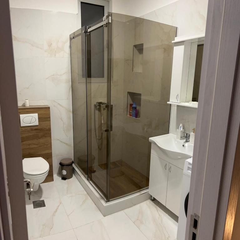 Relax In - Two-Bedroom Apartment - 29