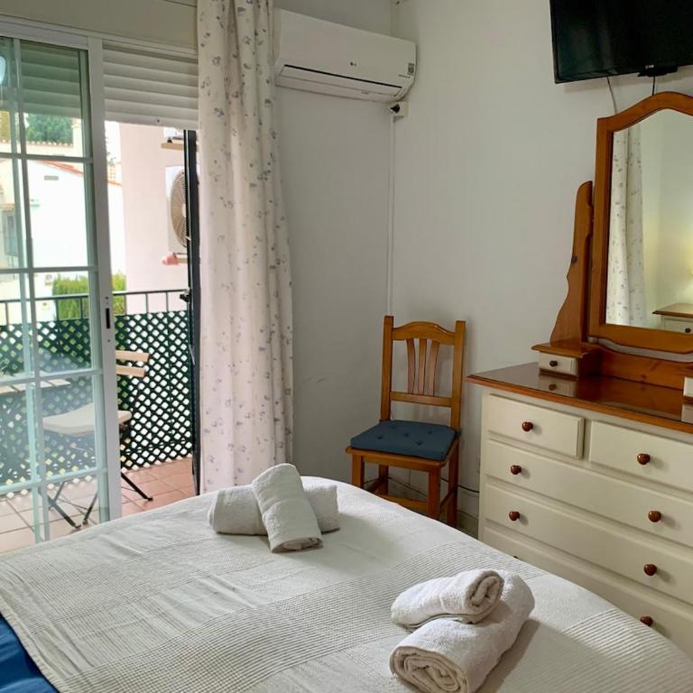 Apartamento en la Carihuela cerca playa - Apartamento de 1 dormitorio - 6