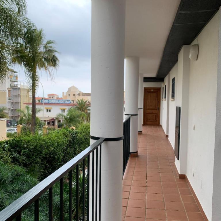 Apartamento en la Carihuela cerca playa - Apartamento de 1 dormitorio - 26