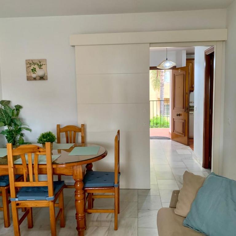 Apartamento en la Carihuela cerca playa - Apartamento de 1 dormitorio - 16