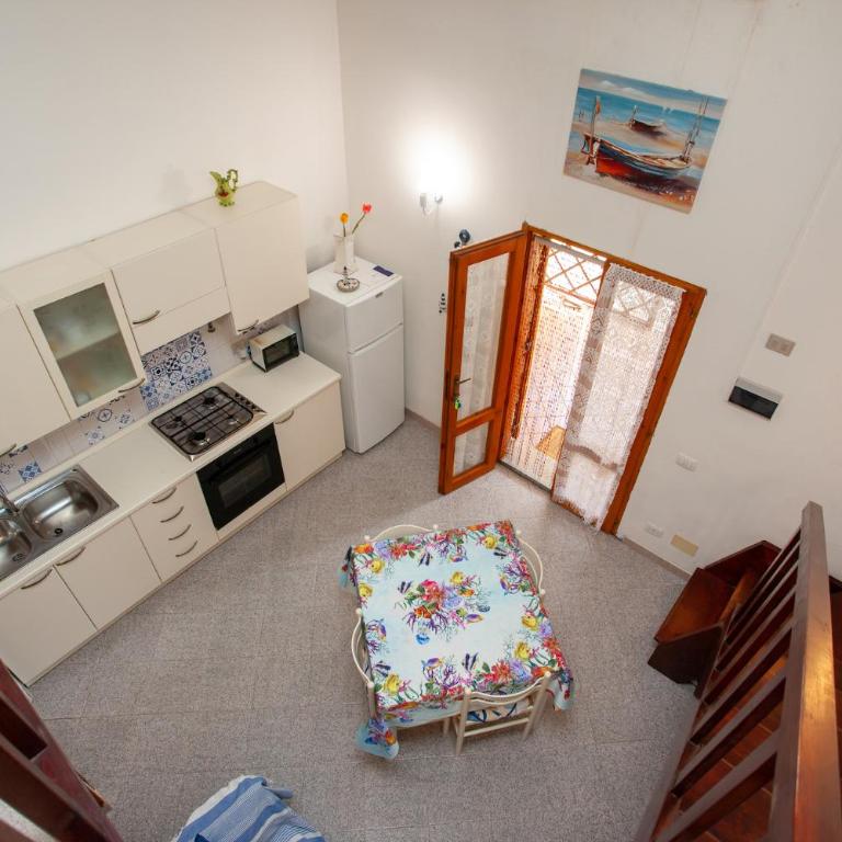 Fiori Bilo - Appartamento con 2 Camere da Letto - 13