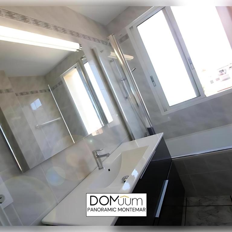 DOMuum Holidays - PANORAMIC MONTEMAR - Apartamento con vistas al mar - 28
