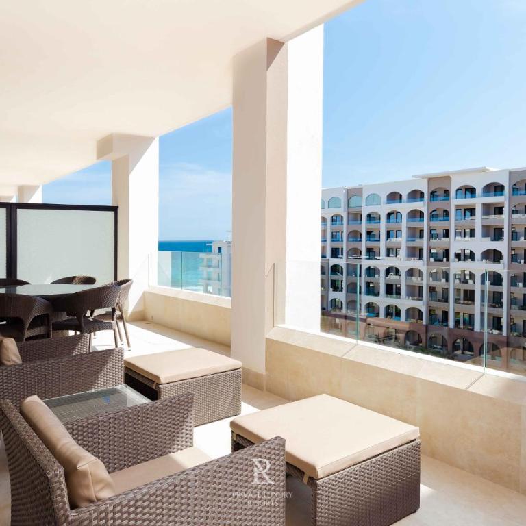 Two Bedroom Suite Pool View - Villa La Valencia - Apartamento de 2 dormitorios - 4