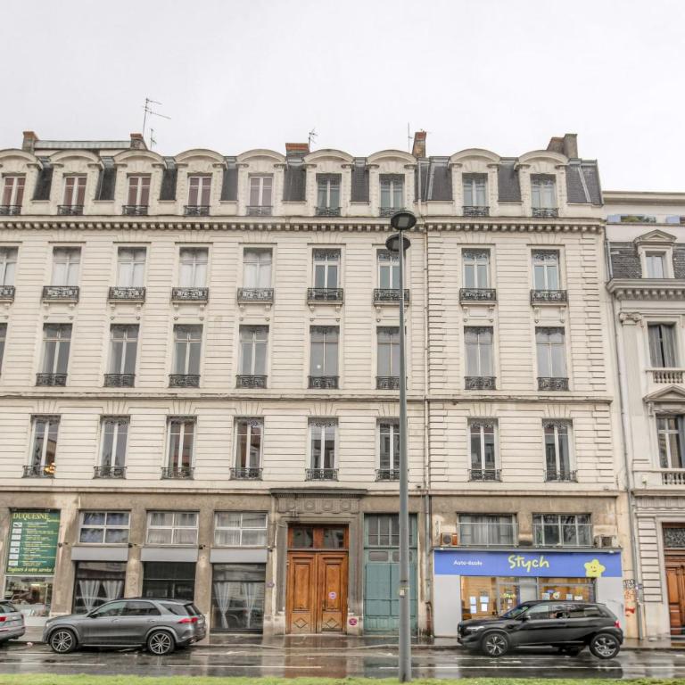 Suite Premium proche Tête d'Or - Chambre Lits Jumeaux - 19