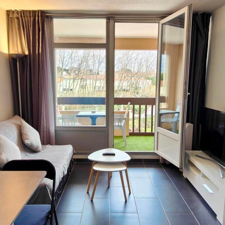 Apt with balcony near downtown Fréjus - Studio - 1