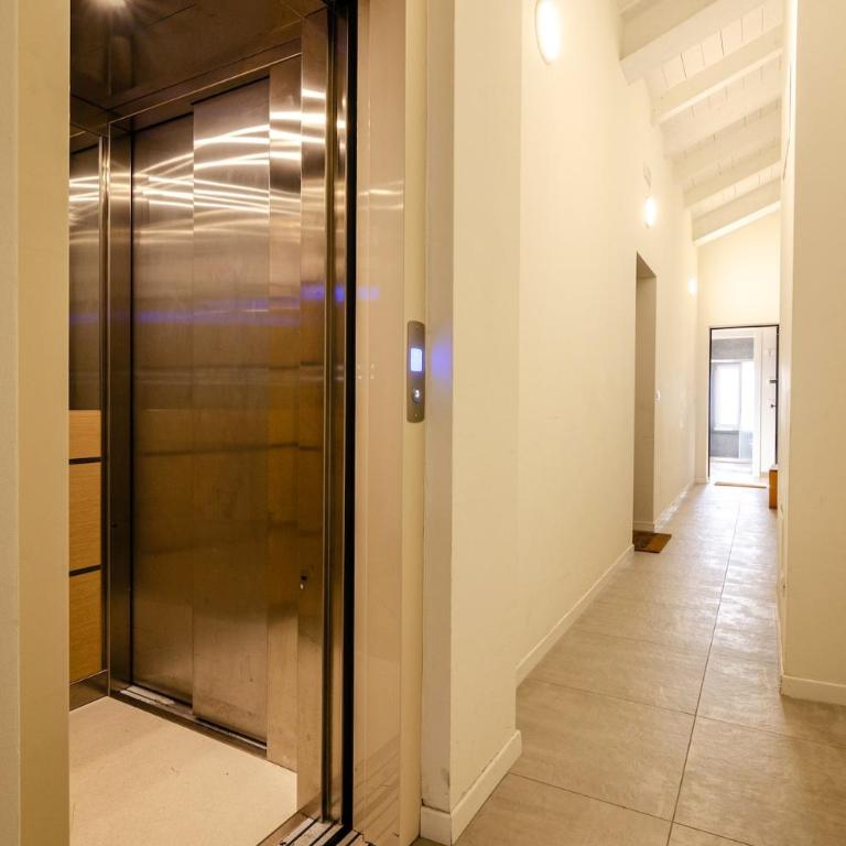 Righi Loft - One-Bedroom Apartment - 22