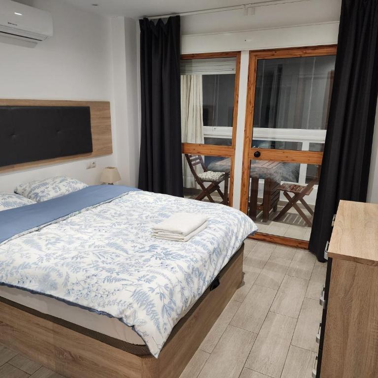 Apartment in calle Tamarindos, 1 - Two-Bedroom Apartment - 22