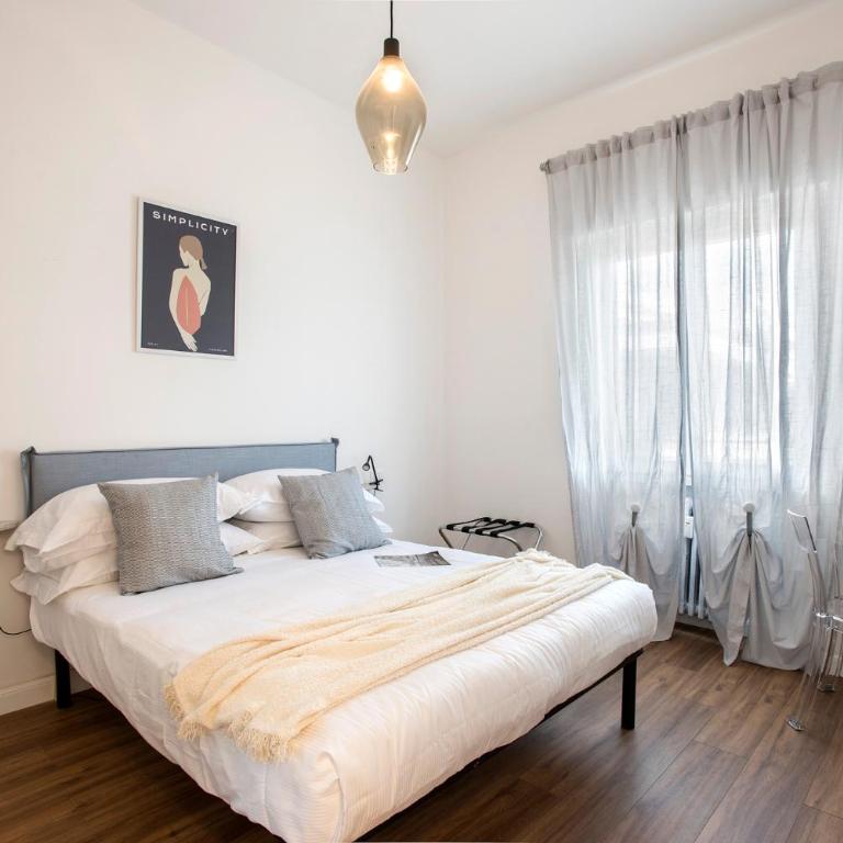 Sunny Spacious apartment for 6 guests - Appartamento Deluxe con 2 Camere da Letto e Balcone - 39