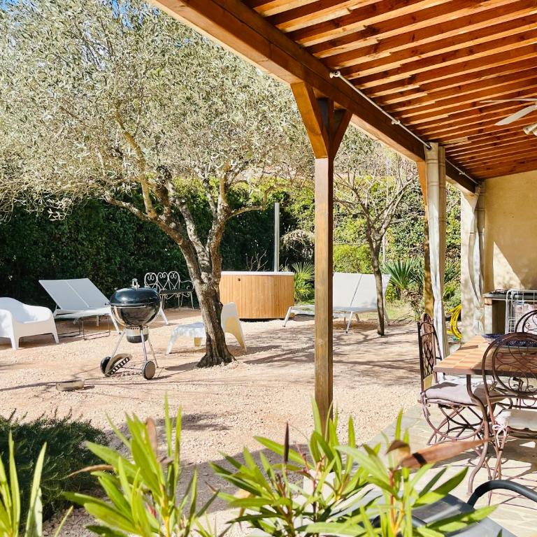 House with nice garden, downtown by walk - Appartement 2 Chambres - 1