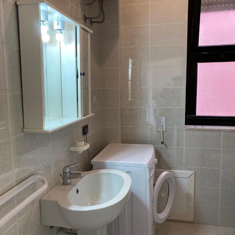 Appartamenti Vacanze Mare - Appartamento Deluxe con 2 Camere da Letto e Balcone - 9