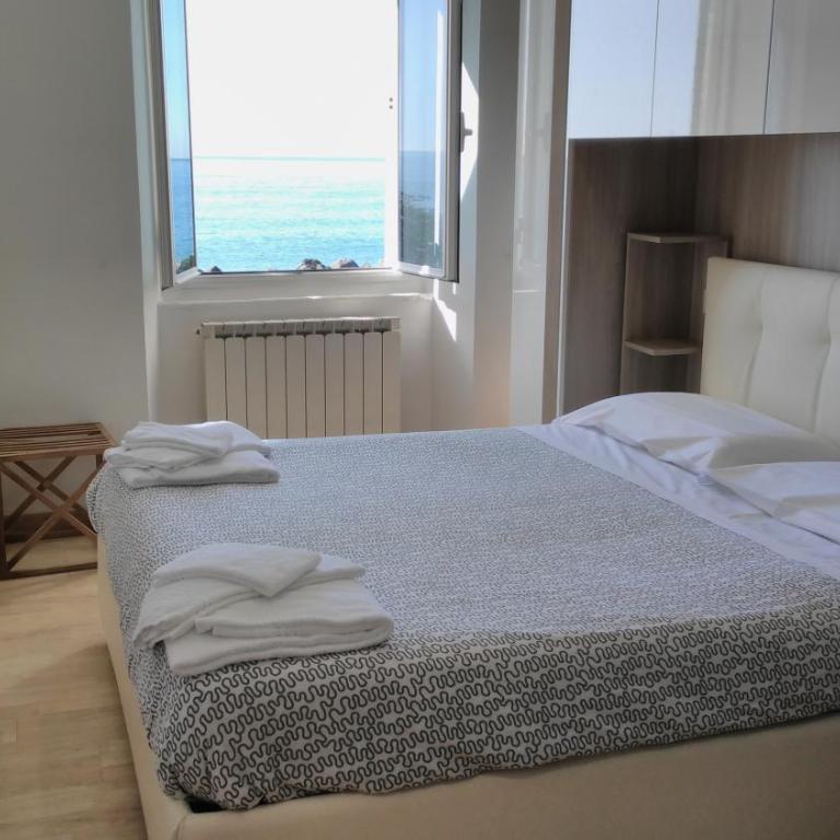 Hotel San Pietro Chiavari - Camera Matrimoniale con Vista Mare - 3