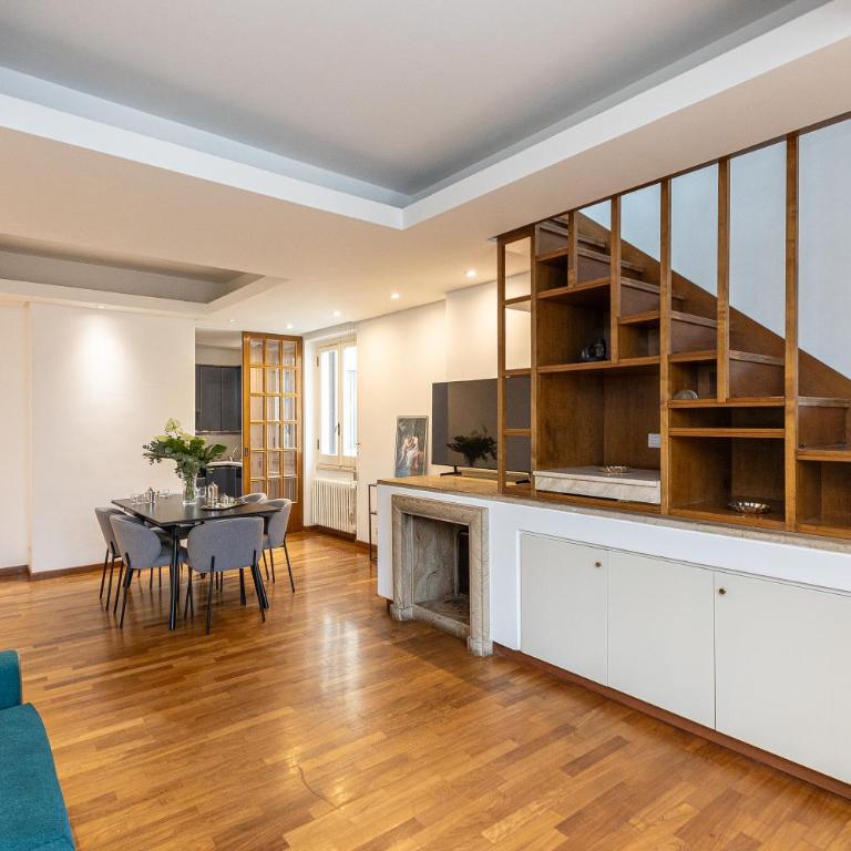 Amazing Via del Tritone - Appartamento con 2 Camere da Letto - 57