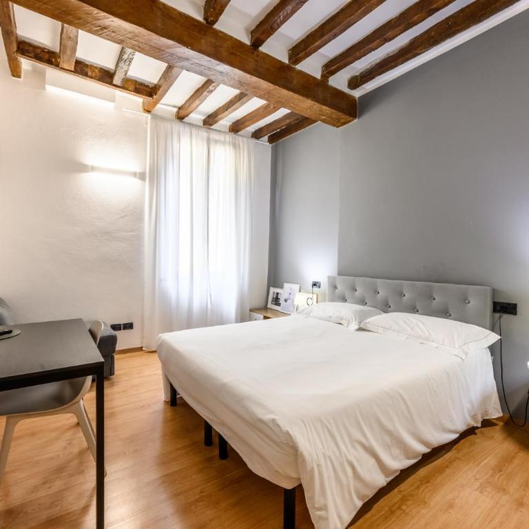 Emilia Studios 3 - One-Bedroom Apartment - 1
