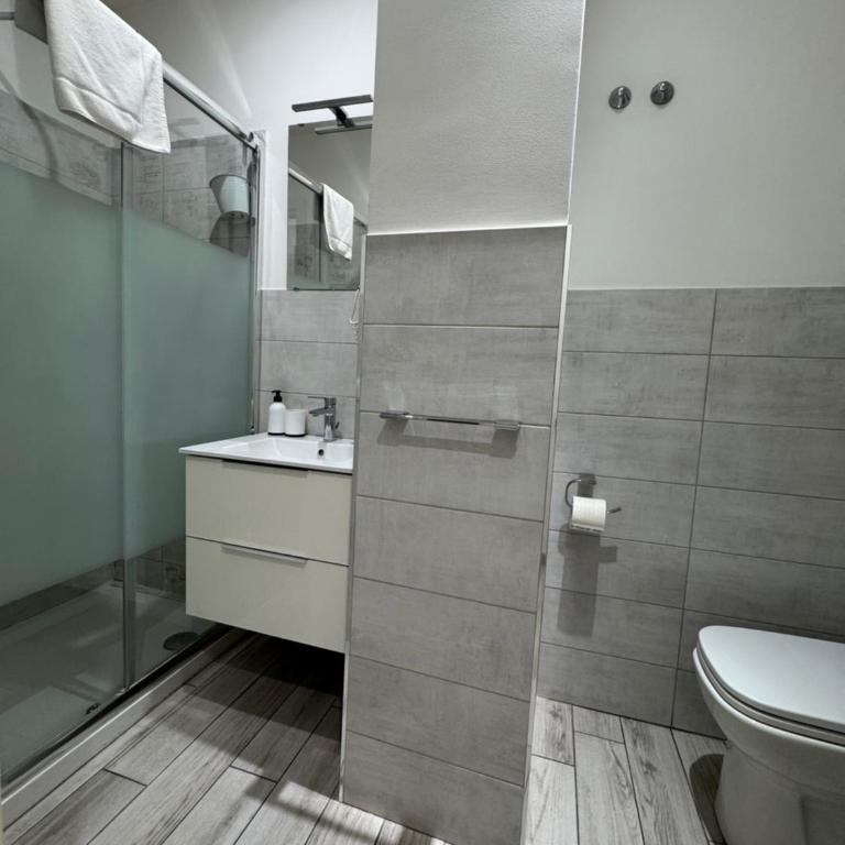 San Pietro Dreaming Rooms - Family Room with Private Bathroom - 6