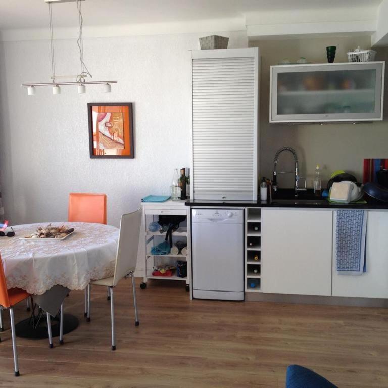 Apartamento vista mar y parking en Roses AV-27 - Two-Bedroom Apartment - 29
