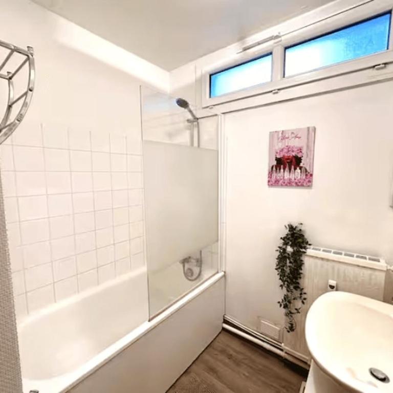 LE LOGIS DE L'ARQUEBUSE GARE, Centre ville et Cité Gastronomique - Apartment mit 3 Schlafzimmern - 14