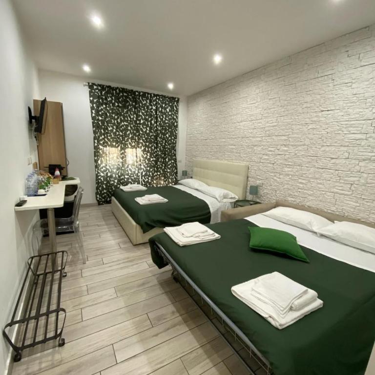 San Pietro Dreaming Rooms - Family Room with Private Bathroom - 6