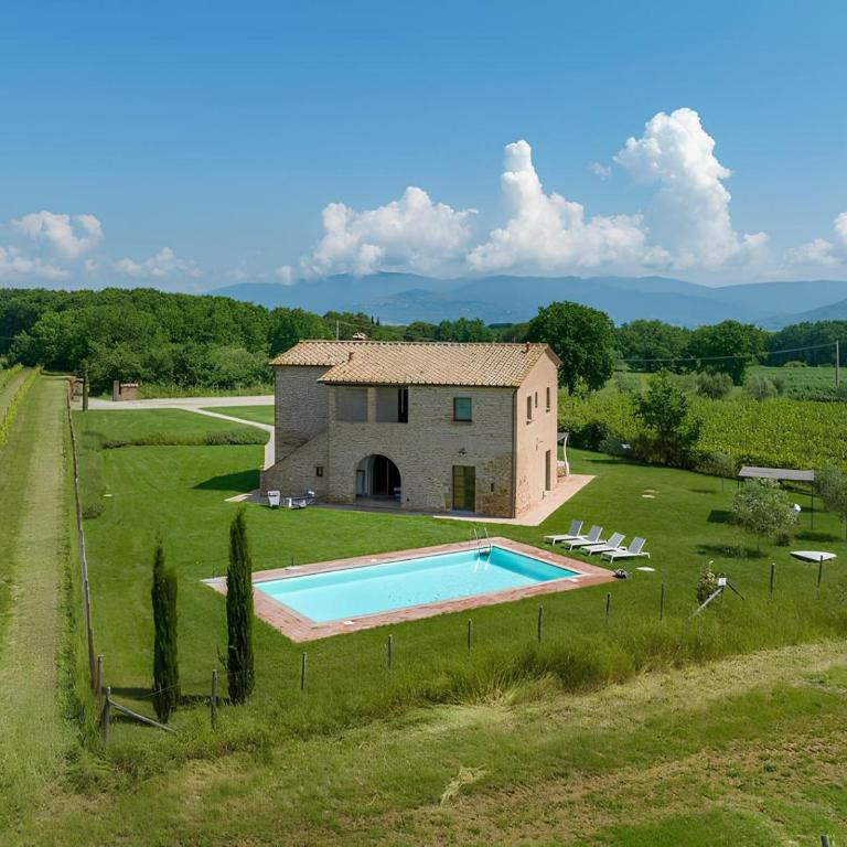 Villa Le Vigne, 8 pax, private pool, Top Comfort - Villa - 3