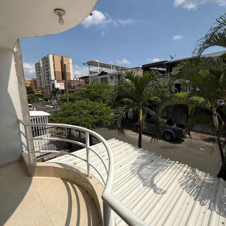 Aparta Estudio Valle del Lili Cali Canto 2 - Habitación Doble con baño privado - 1