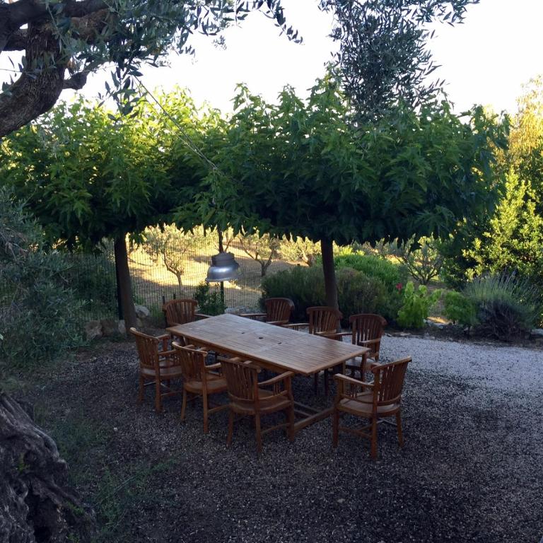 Mas Chamarel, la Provence entre vignes et oliviers proche de la mer - Maison 3 Chambres - 41