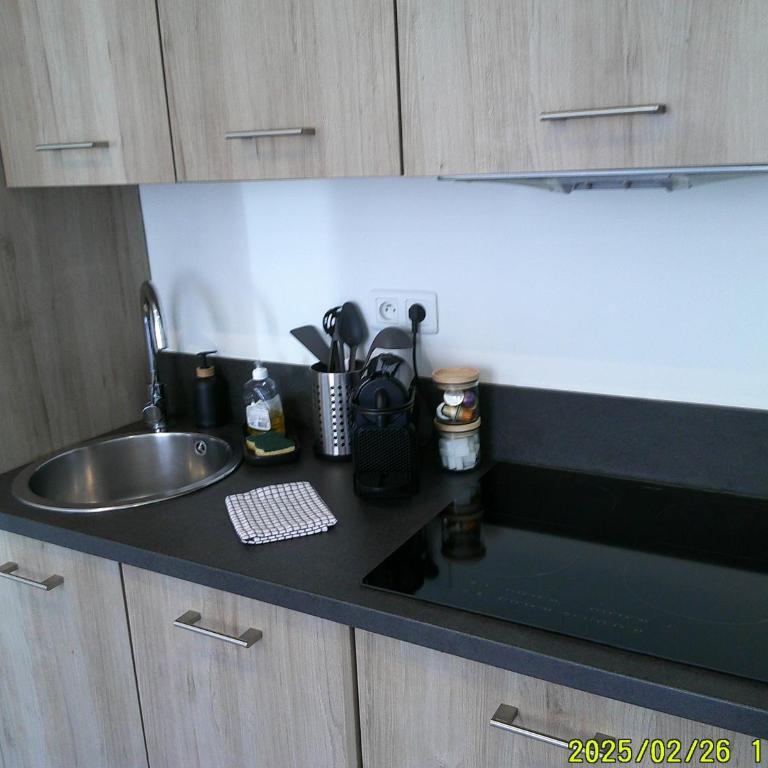 Adorable studio vieil Antibes - Monolocale - 11