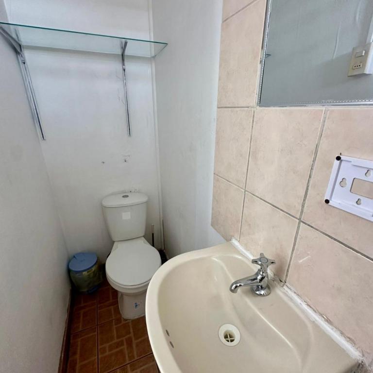 Sunset Iquique - Habitación Cuádruple con baño privado - 5