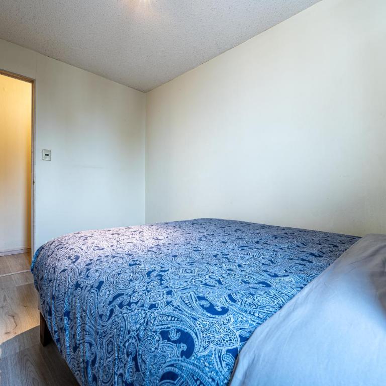 Departamento familiar céntrico - Three-Bedroom Apartment - 2
