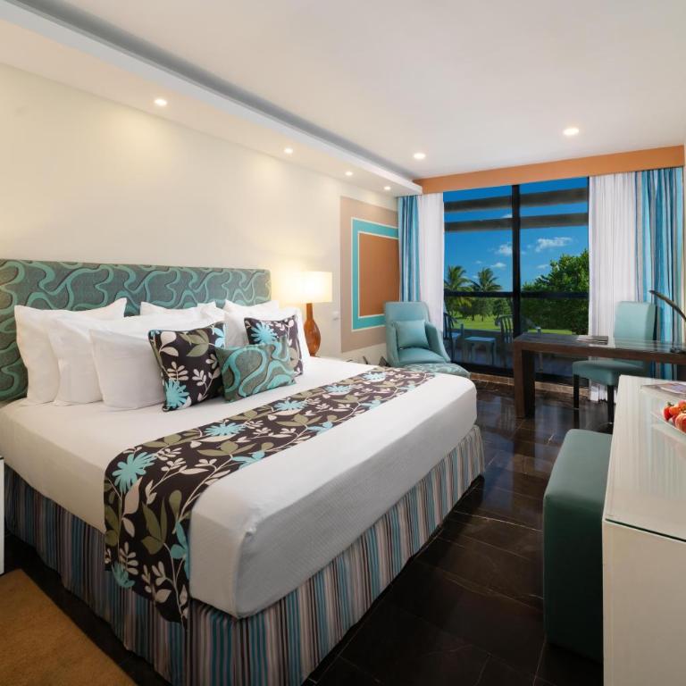 The Pyramid Cancun by Oasis - All Inclusive - Pyramid Standard Room - 1