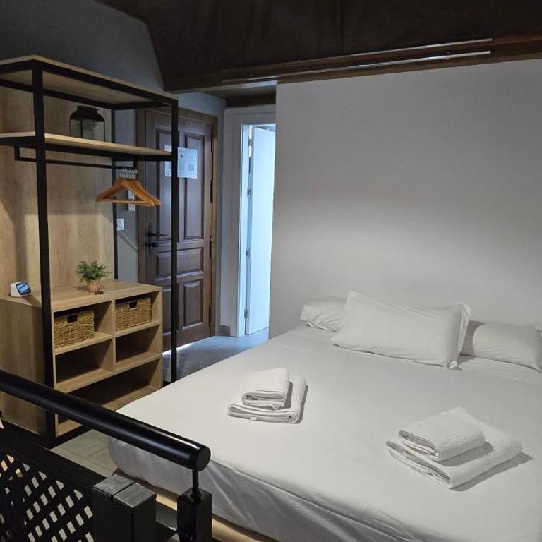 Ibericabeds Albaicín - Duplex Apartment - 4