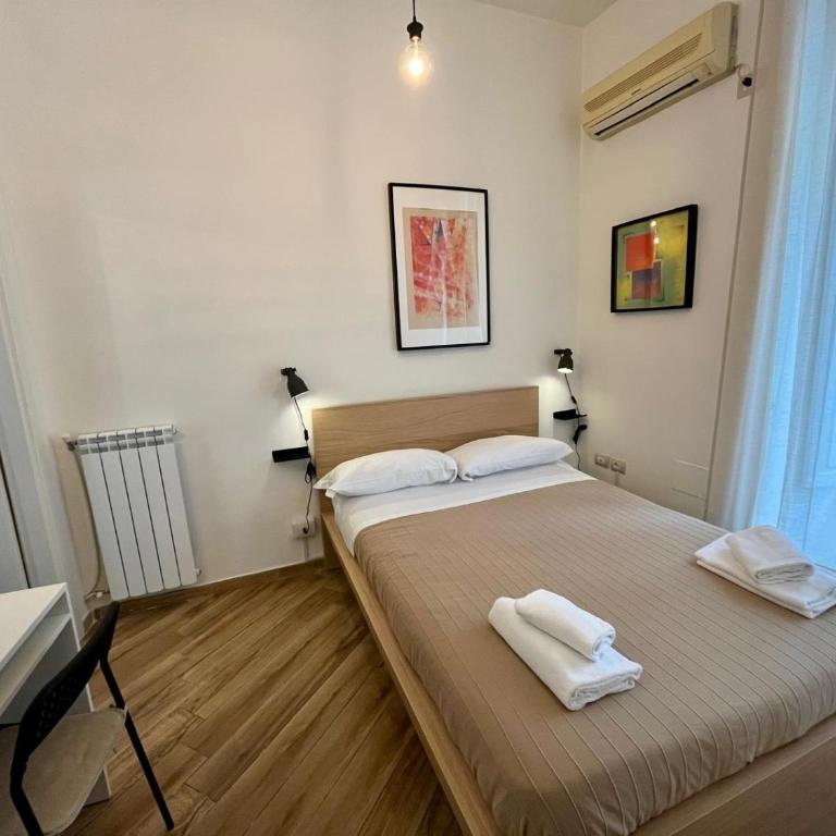 GuestHouse Marcanto - Duomo - Camera Matrimoniale con Bagno Privato - 2