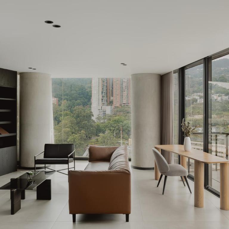 Seissta Medellín - Two-Bedroom Family Apartment - 6