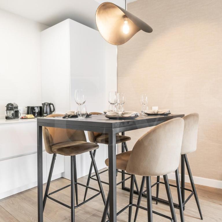 Comfortable apartment near the center by REMS - Two-Bedroom Apartment - 3