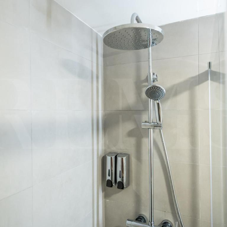 Comfortable apartment near the center by REMS - Two-Bedroom Apartment - 9