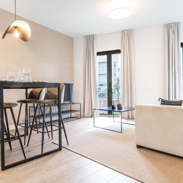 Comfortable apartment near the center by REMS - Two-Bedroom Apartment - 1