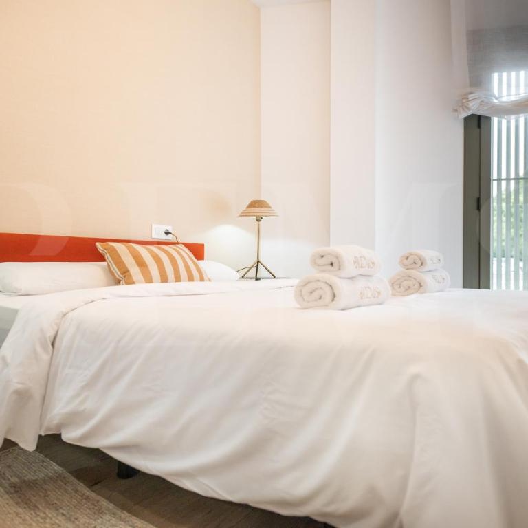 Comfortable apartment near the center by REMS - Two-Bedroom Apartment - 4