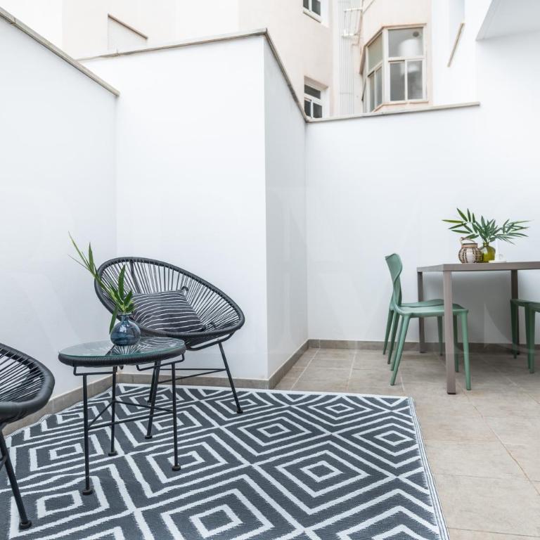 Comfortable apartment near the center by REMS - Two-Bedroom Apartment - 8