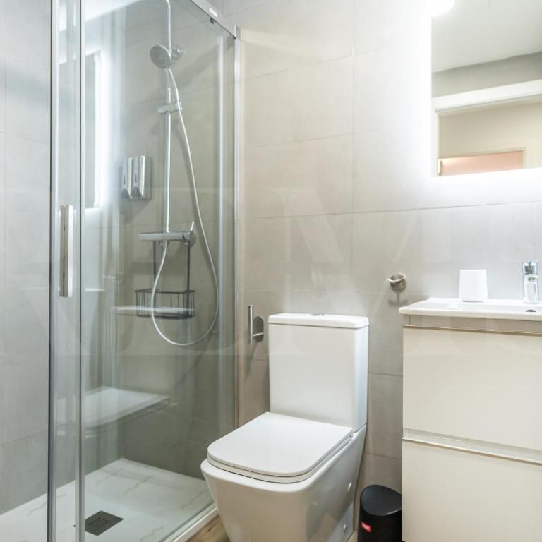 Comfortable apartment near the center by REMS - Two-Bedroom Apartment - 25