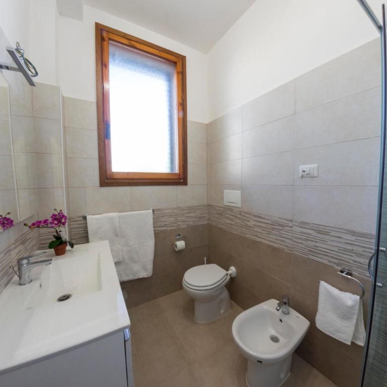 Marea - Two-Bedroom Apartment with Garden View - 30