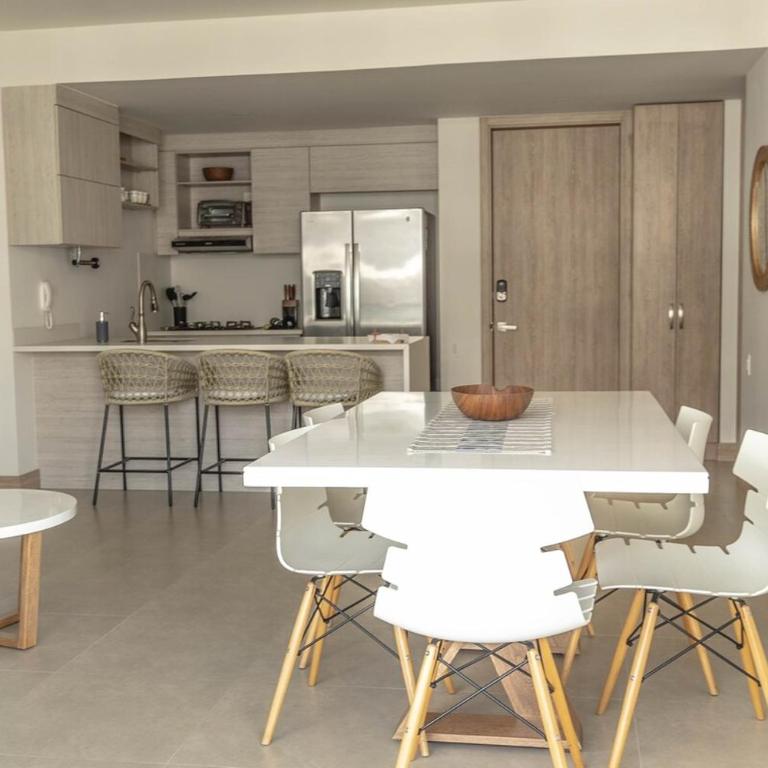 Hermoso Apartamento Cartagena Salida directa al Mar - Two-Bedroom Apartment - 11