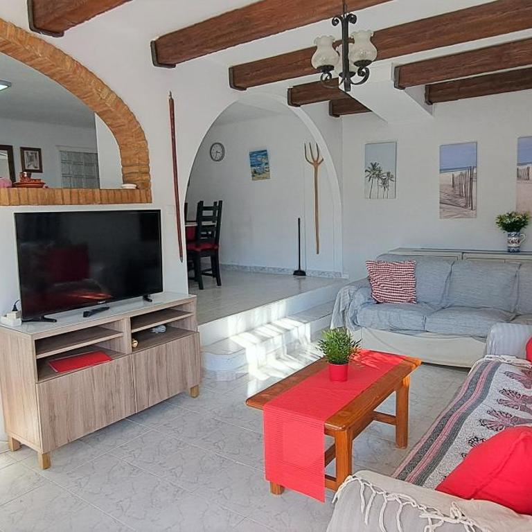2 Bed Villa - Sleeps 5 - Private Pool & Garden - Casa - 2