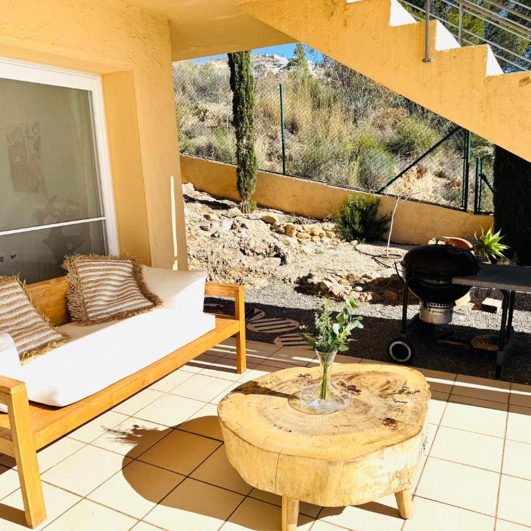 Seaview 6br villa with private pool - Villa - 8