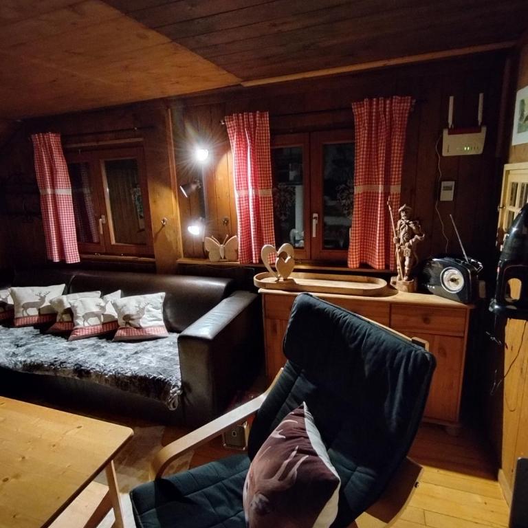 Tobleralpe - Oberreute Selbstversorgerhütte mit viel Komfort - Haus mit 4 Schlafzimmern - 4