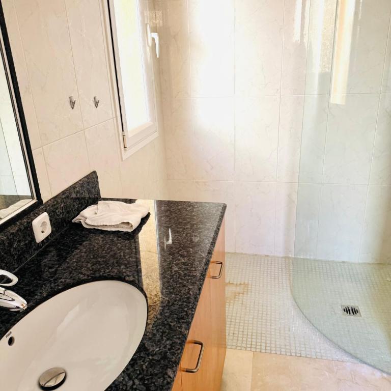Seaview 6br villa with private pool - Villa - 31