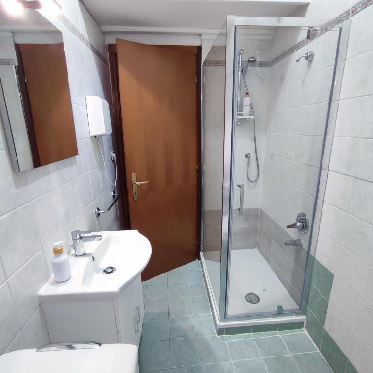 Casa Cartoni - Appartamento con 2 Camere da Letto - 6