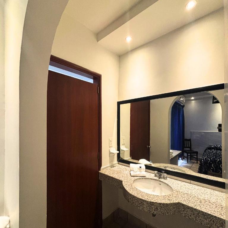 Hotel Arboledas Industrial - Double Room - 6