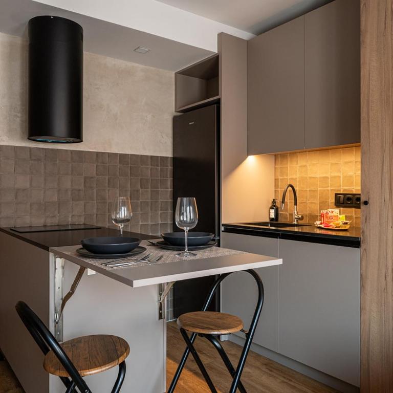 Dobo Madrid MA24 - Studio - 4