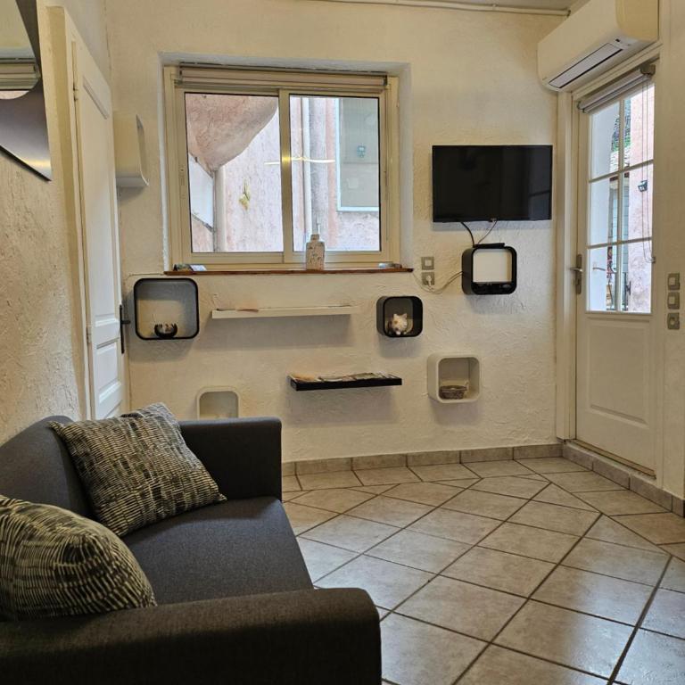 Appartement dans ancien moulin à huile rénové - Appartement 2 Chambres - Vue sur Jardin - 5