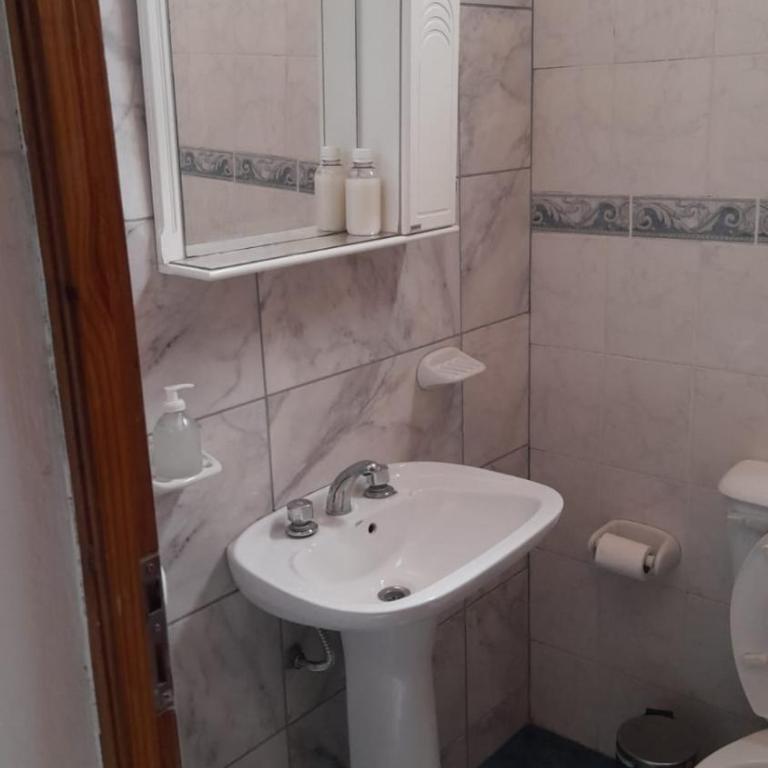 Cale - Apartamento de 2 dormitorios con balcón - 8